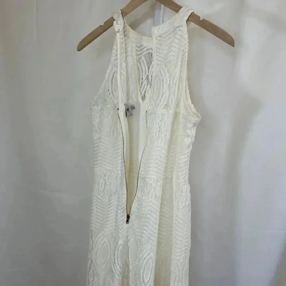 2/$30 J. Taylor Size 12 Cream Halter Top Lace Dress Wedding Formal Party - Picture 5 of 14
